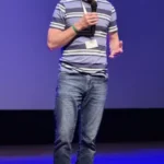 Adam Adamus przemawia ze sceny podczas forum ewangelizacyjnego.