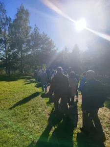 Pielgrzymi podczas przejścia Drogą Krwi Chrystusa.